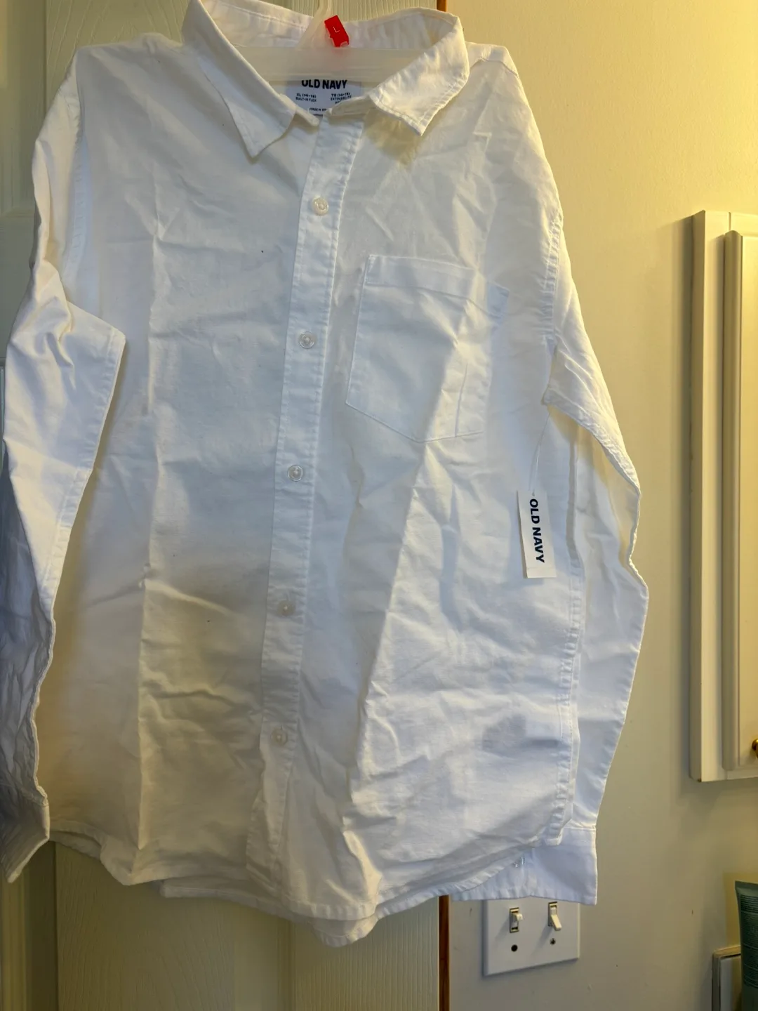 Brand New Uniforms TLC image indicator(3)