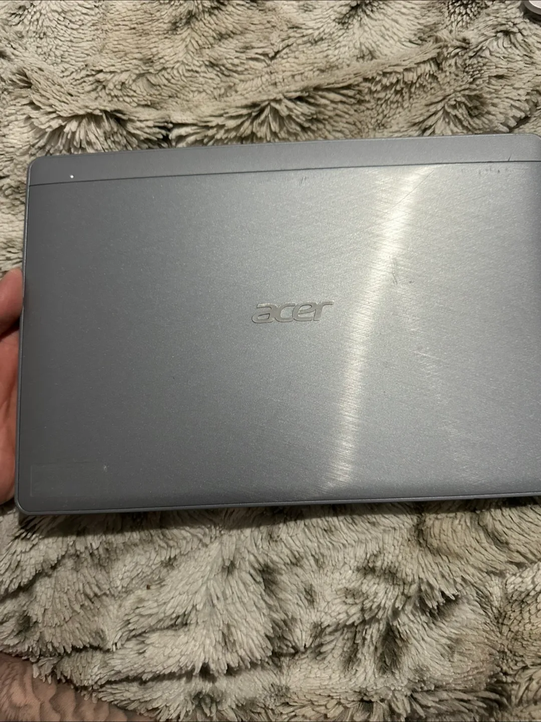 Acer Aspire Switch 10 - Cracked Screen image indicator(5)