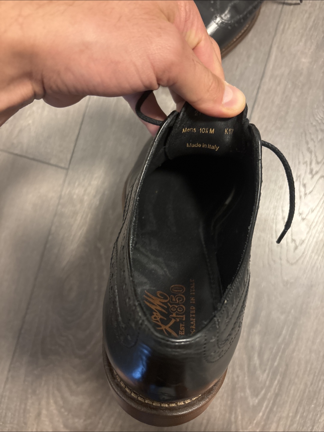 J&M 1850 Men's Oxford Dress Shoes - Size 10.5M - photo 2