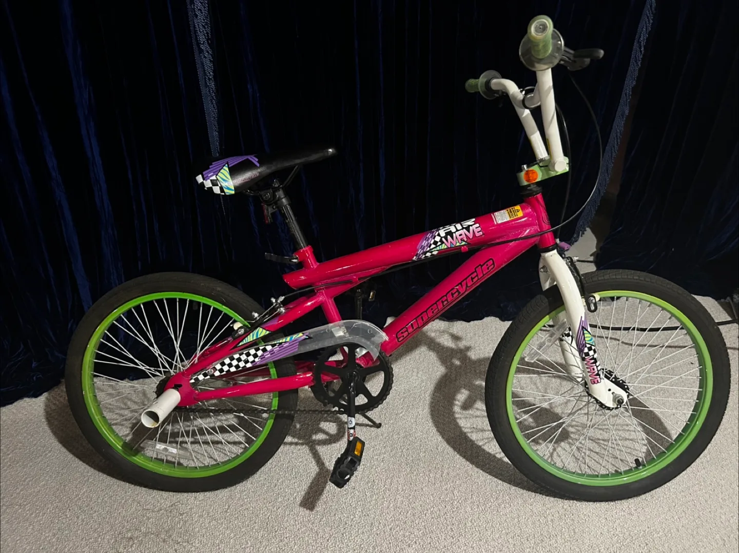 Supercycle Wave Bike - Pink and Green thumbnail