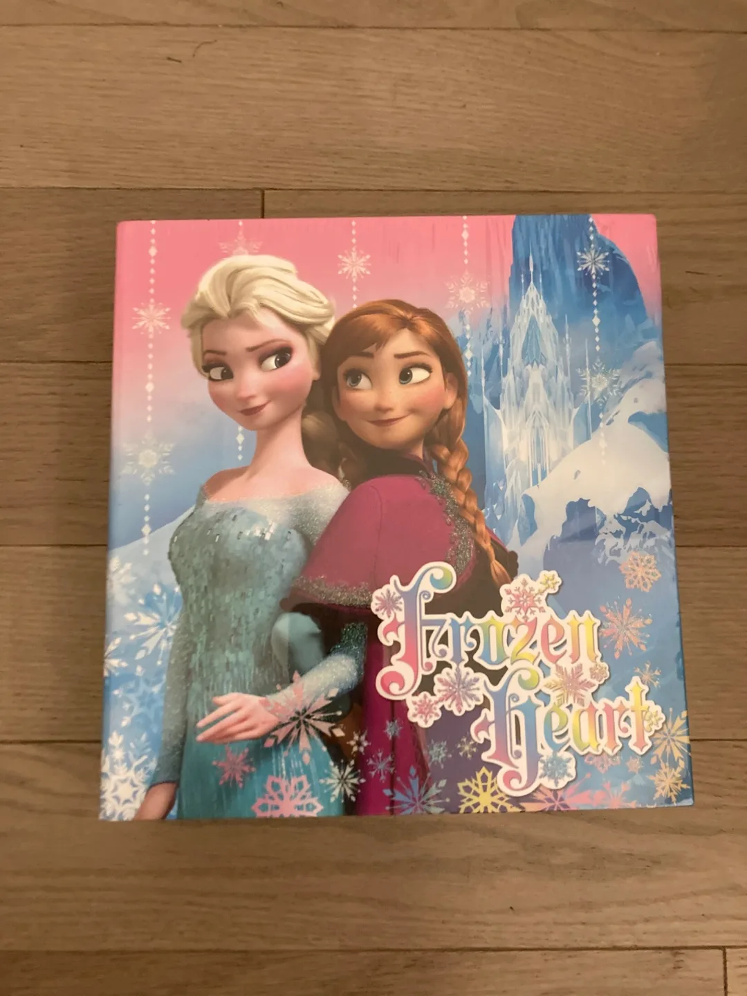 🇨🇦🍁Frozen Heart Photo Album - Holds 200 Photos thumbnail