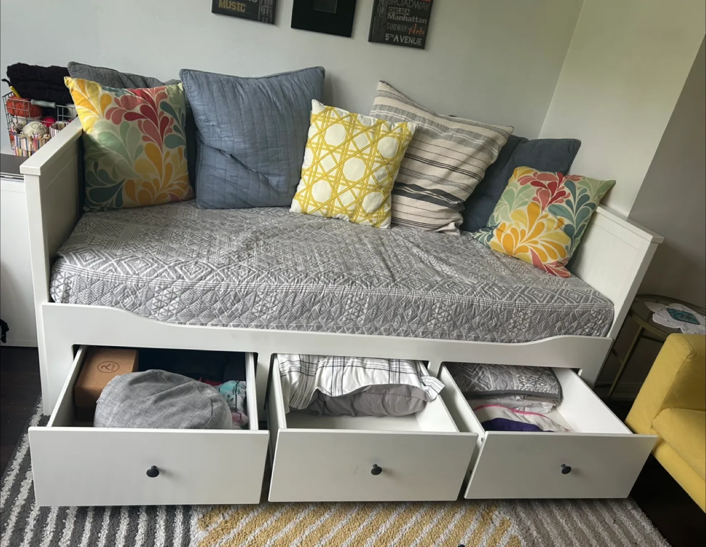 Ikea HEMNES White Daybed with Drawers thumbnail