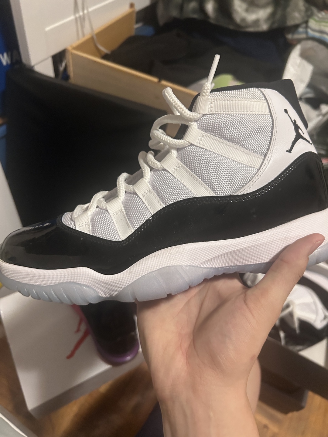 Jordan 11 concord, worn 2 times