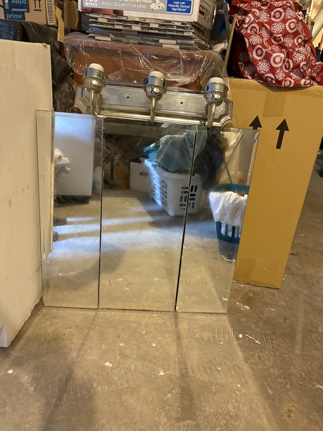 Bathroom medicine vanity with three mirror