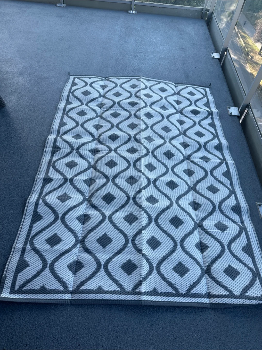 Olanly outdoor balcony rug, 5x8 feet thumbnail
