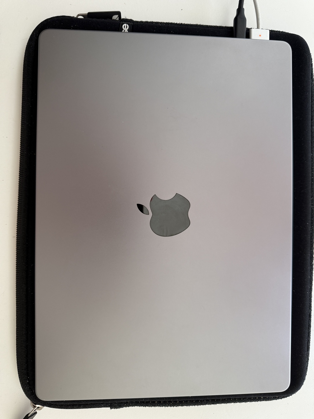 MacBook Pro 14” (2021) M1 Max