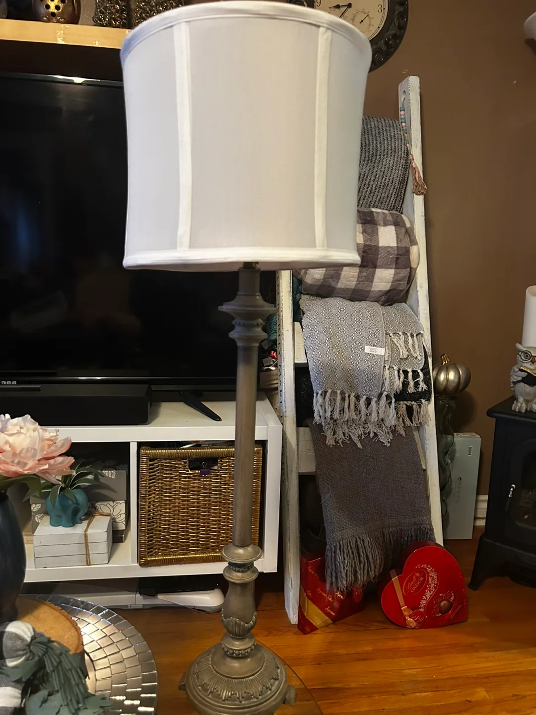 Vintage Style Floor Lamp #freecycle thumbnail