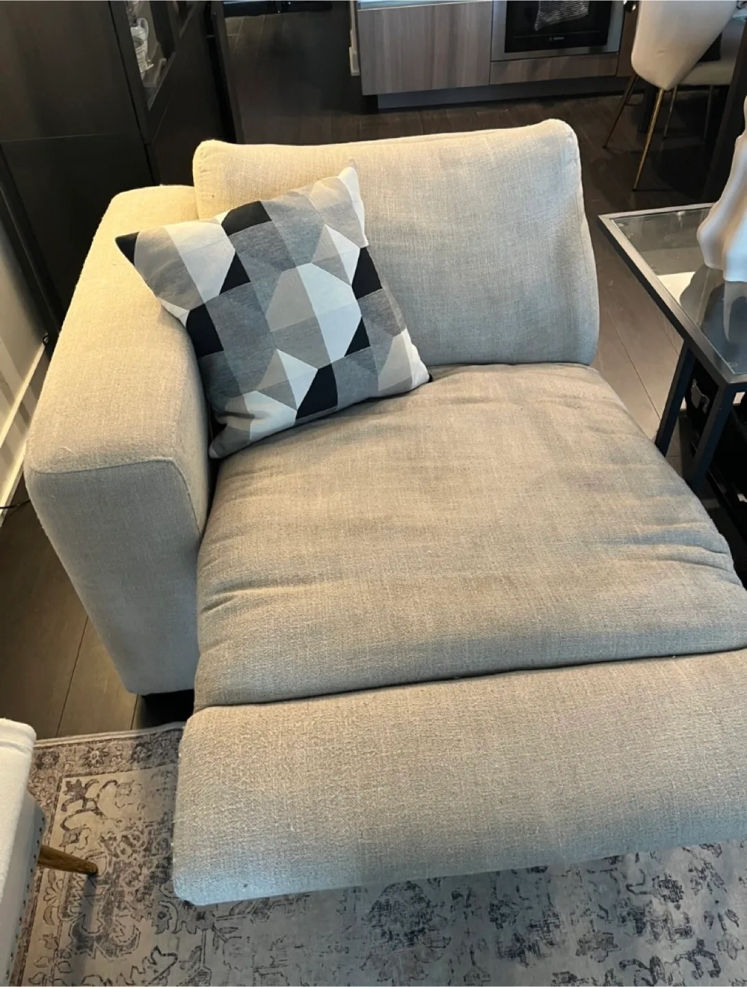 Electric Recliner Couch image indicator(4)