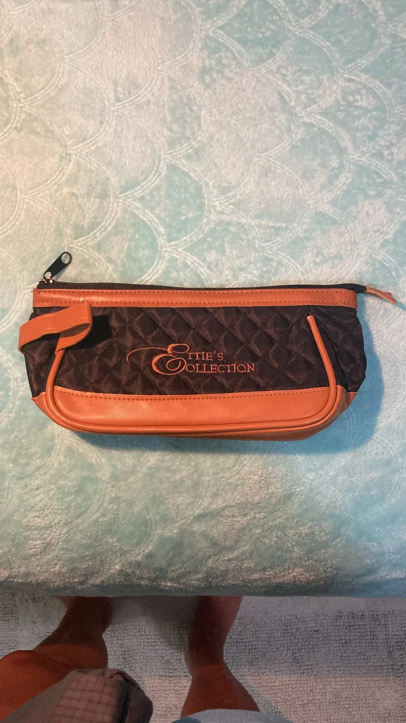 Ettie's Collection Quilted Makeup Bag thumbnail