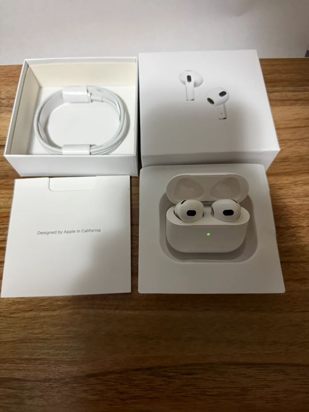 New AirPods 4th generation image indicator(3)