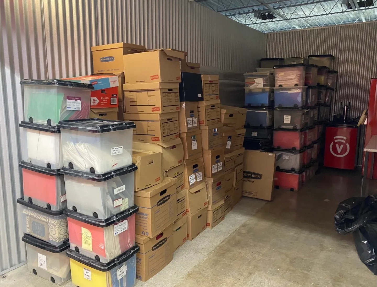 Movers/ Moving Help / Man with a truck thumbnail