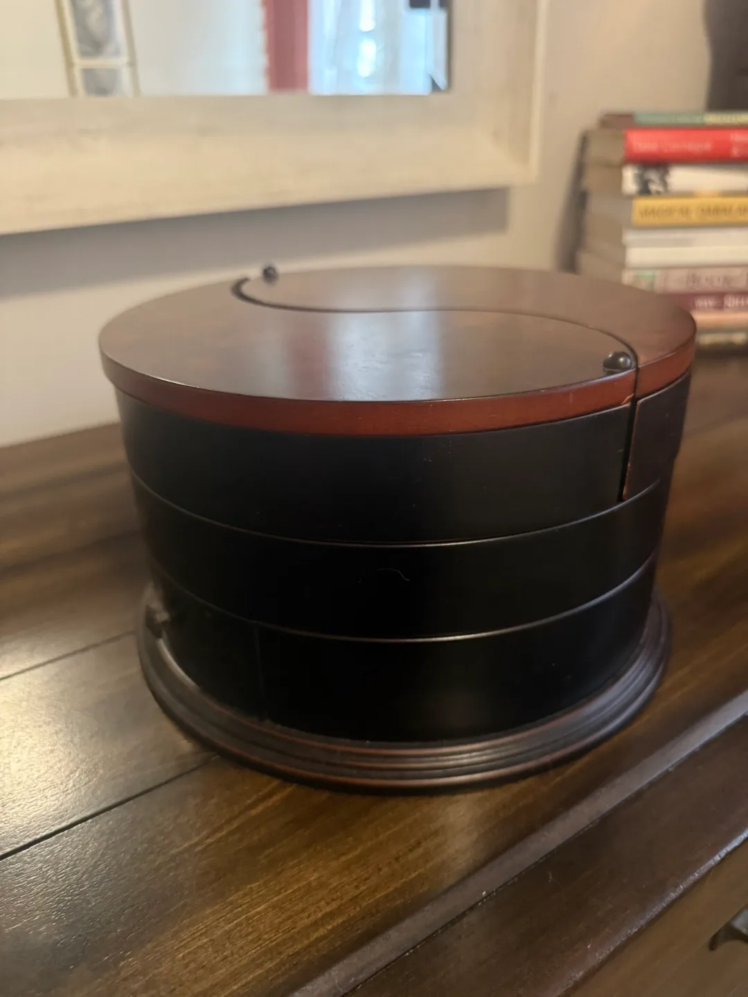 Yin Yang Jewelry Box thumbnail
