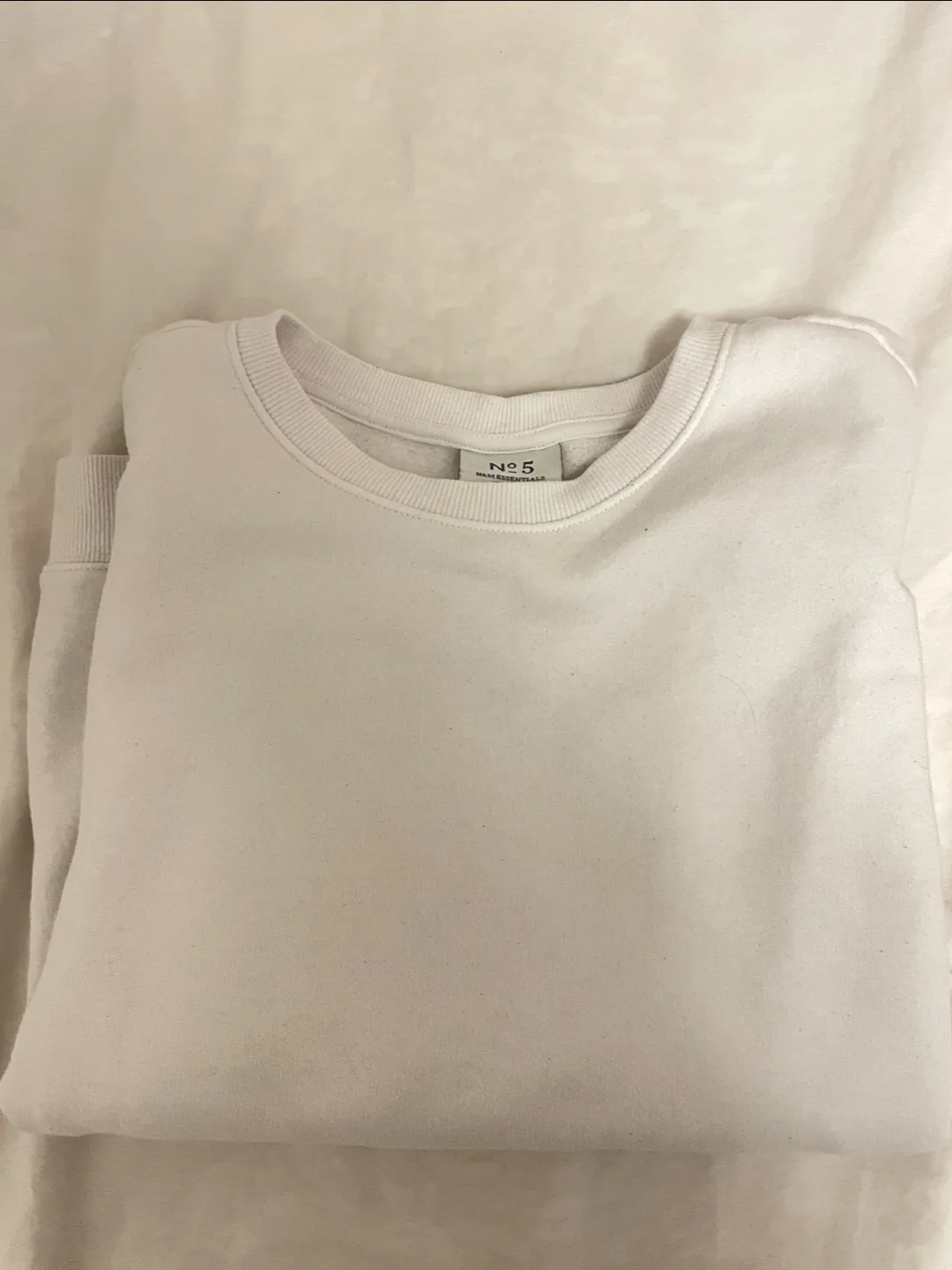 N°5 Man Essentials White Sweatshirt thumbnail