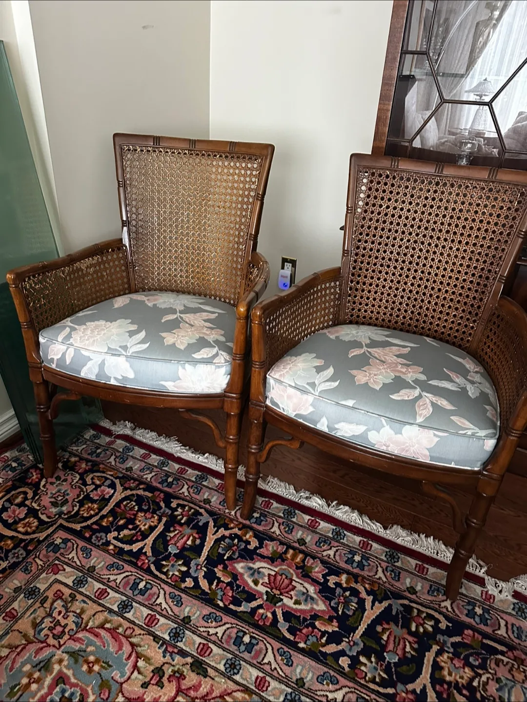 Vintage Rattan Accent Chair with Floral Cushion image indicator(6)