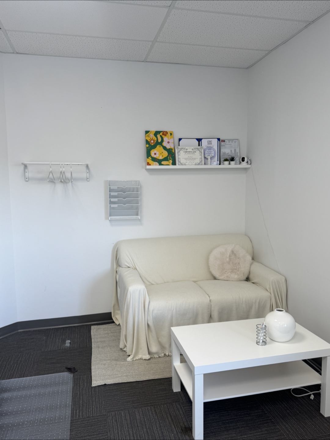 Shared Treatment Space – Artist Rental Opportunity