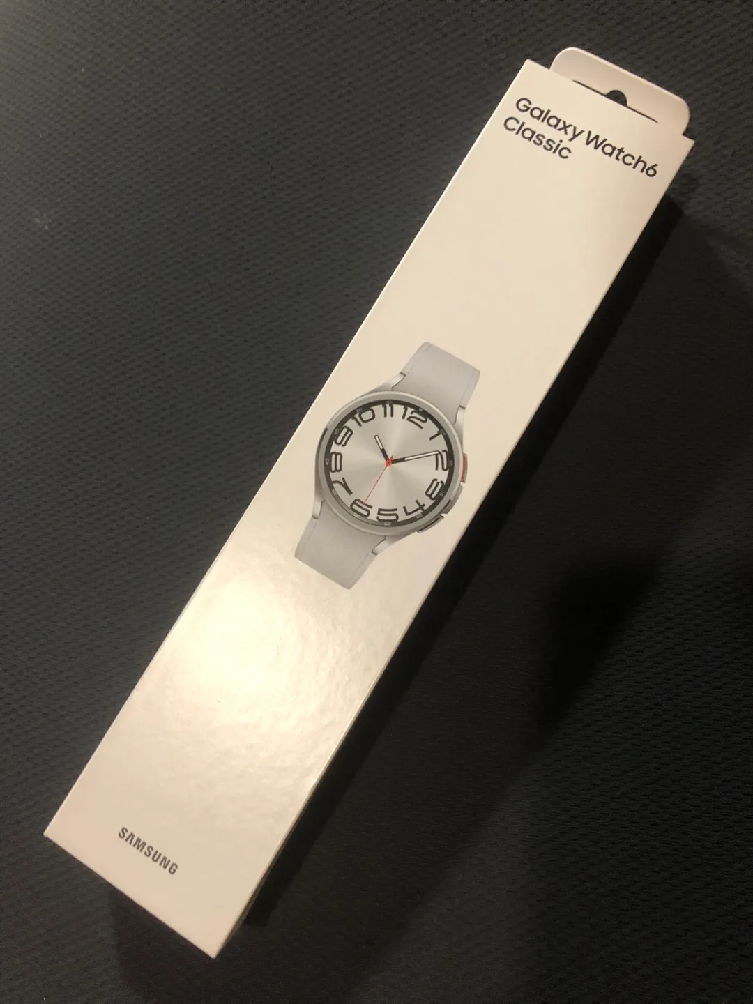 PERFECT Samsung Galaxy Watch6 Classic LTE 47mm PRACTICALLY NEW thumbnail