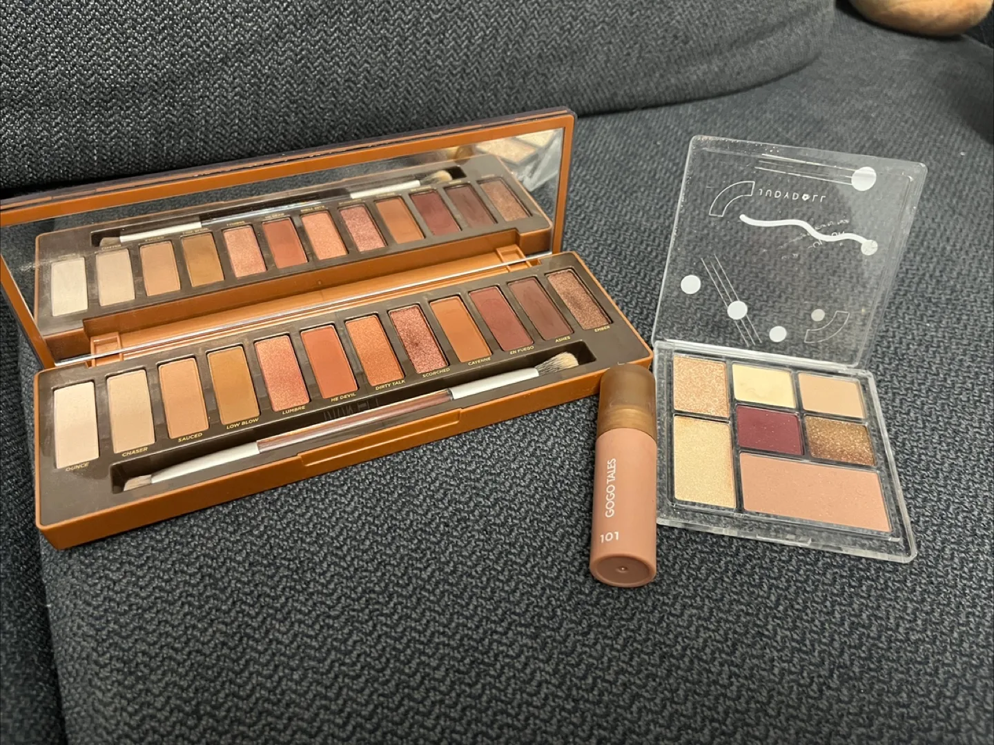 Urban Decay Naked3 thumbnail