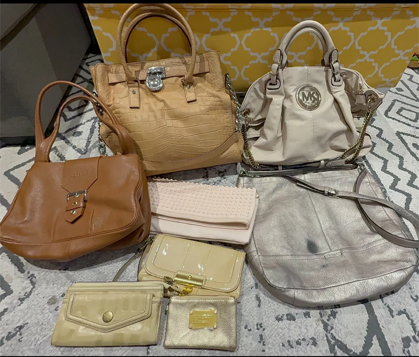 Designer bags and wallets thumbnail