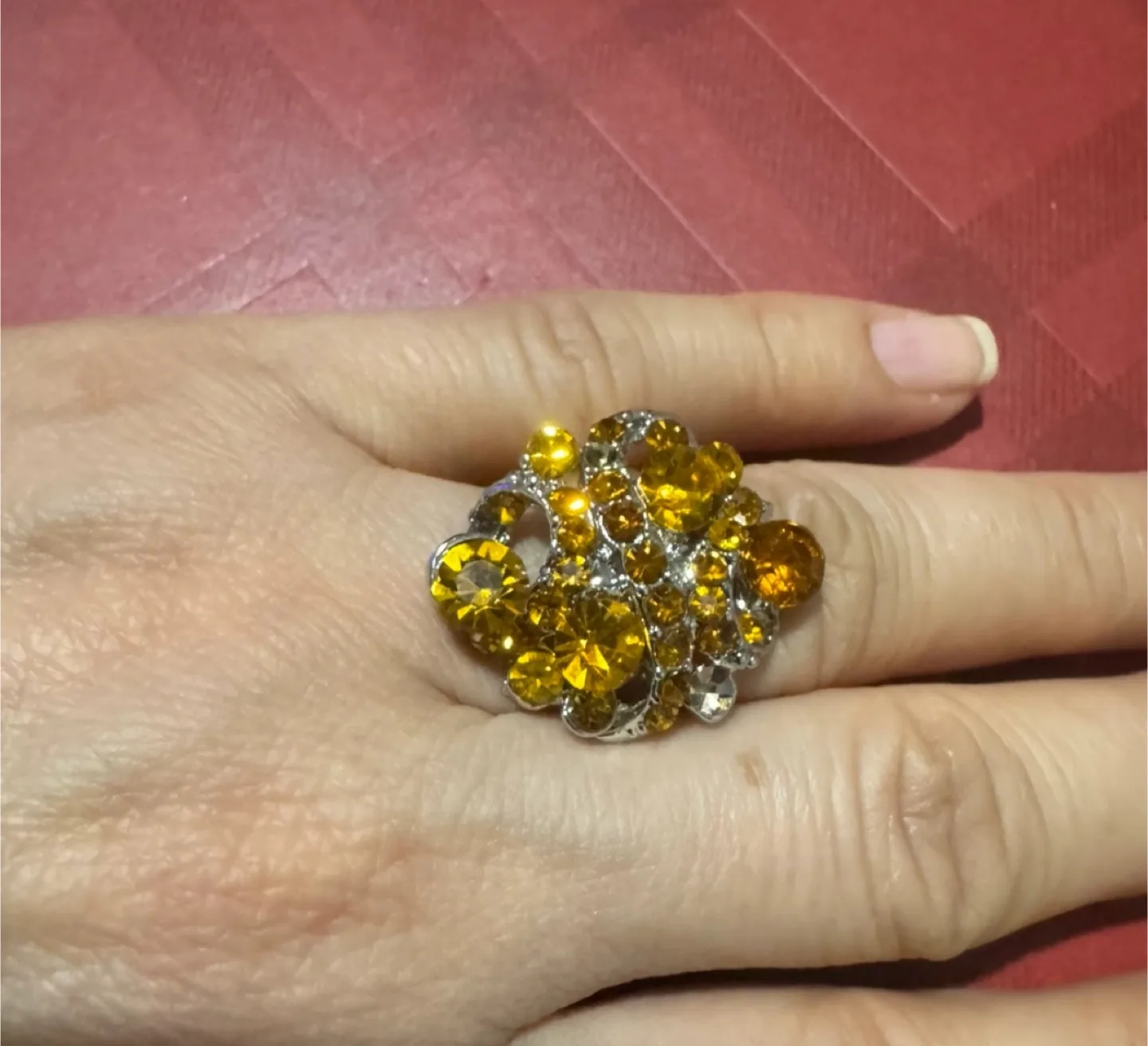 🇨🇦🍁Statement Ring - Yellow Rhinestones thumbnail