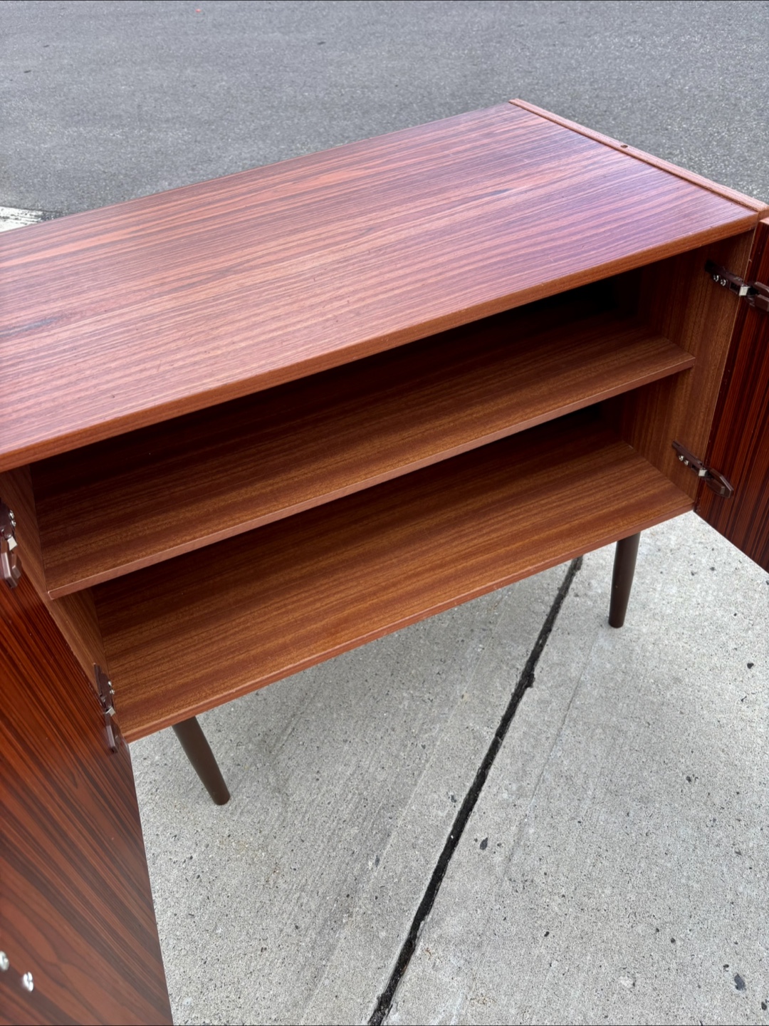 Mid Century Danish Rosewood Cabinet - photo 4