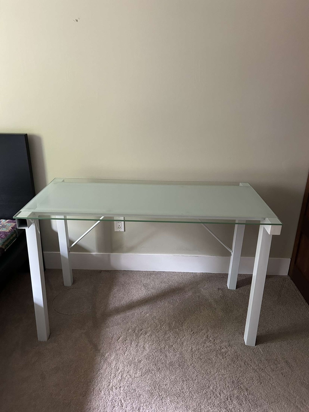 White Glass Top Desk - photo 2