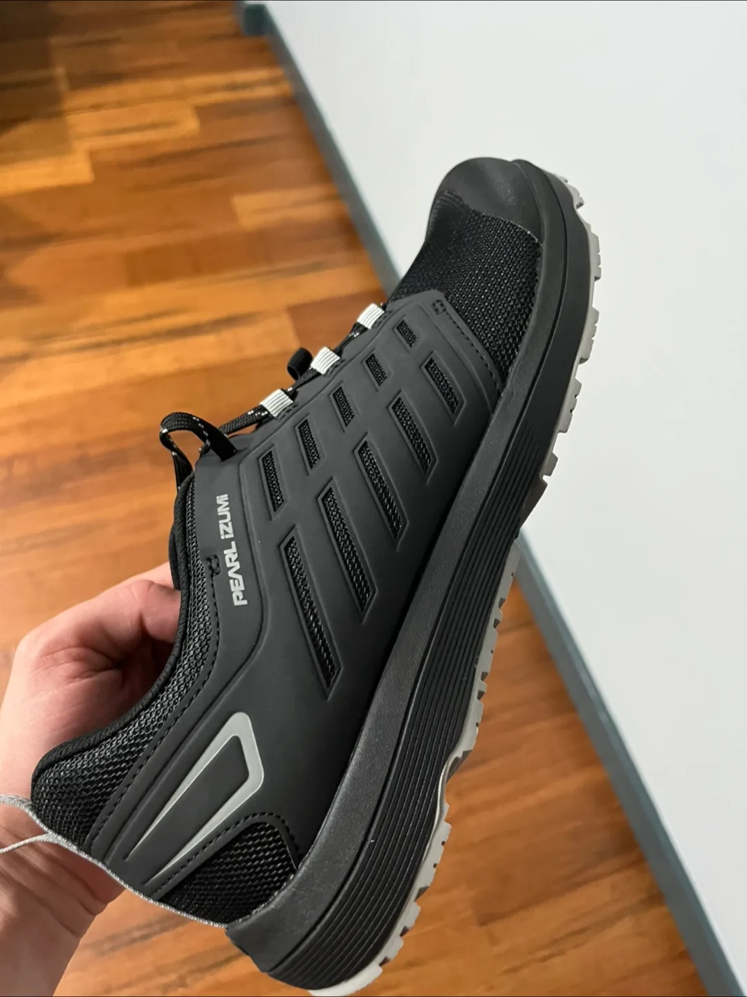 Pearl Izumi X-Alp Canyon Men US 10.5 / EU 45 Bike Shoes New image indicator(2)