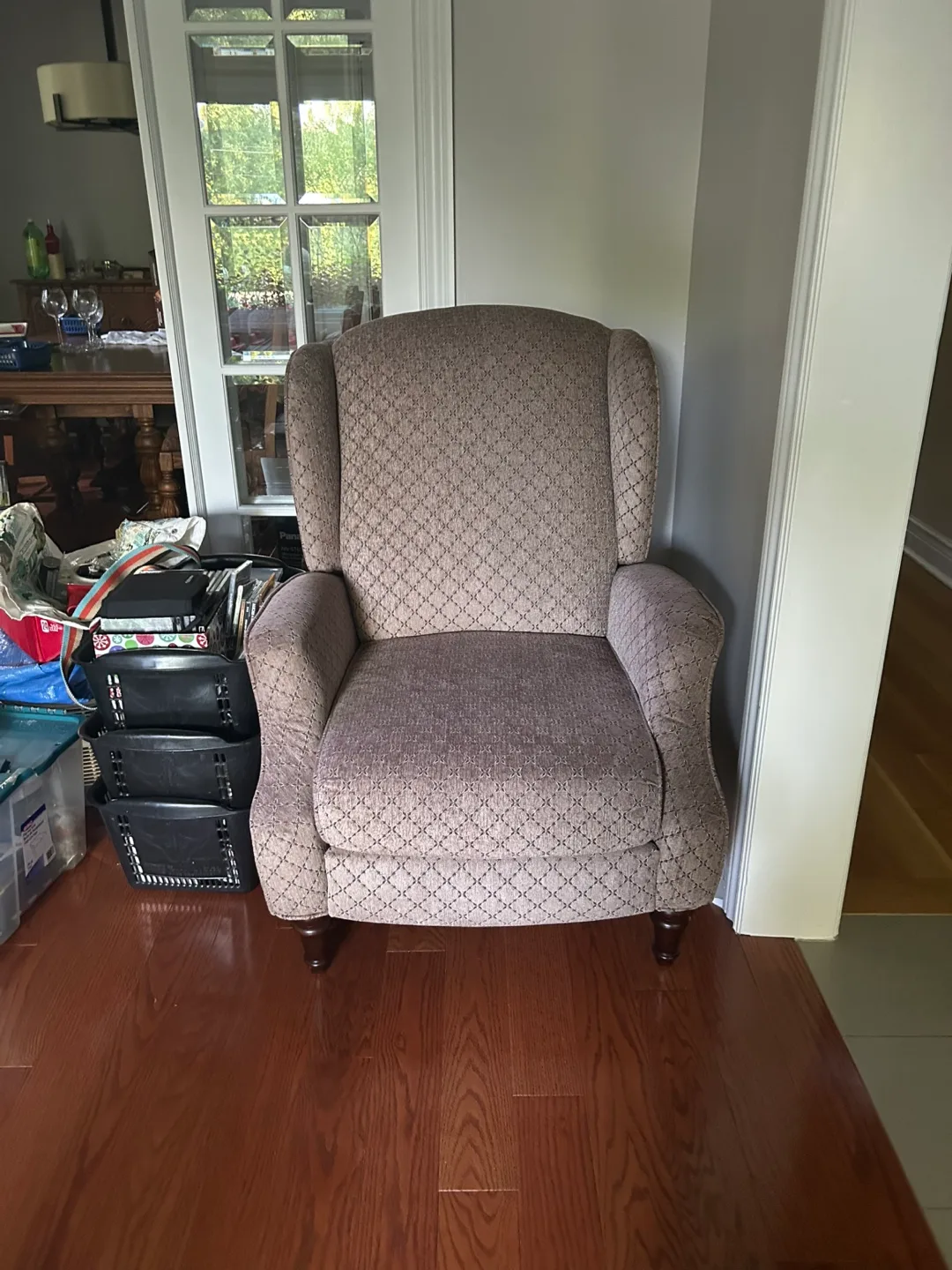 Wingback Recliner Chair image indicator(4)
