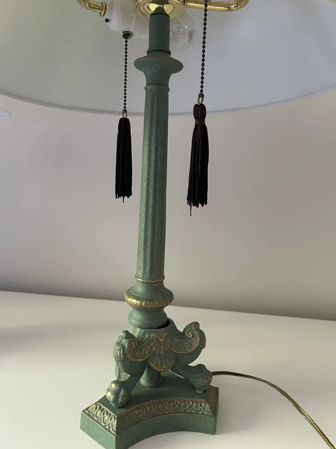 Green & Gold Accent Lamp image indicator(2)