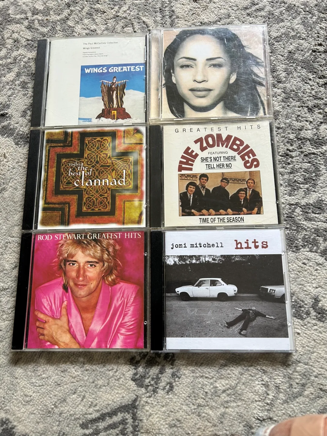 Mixed Lot of Classic Rock & Pop CDs image indicator(4)