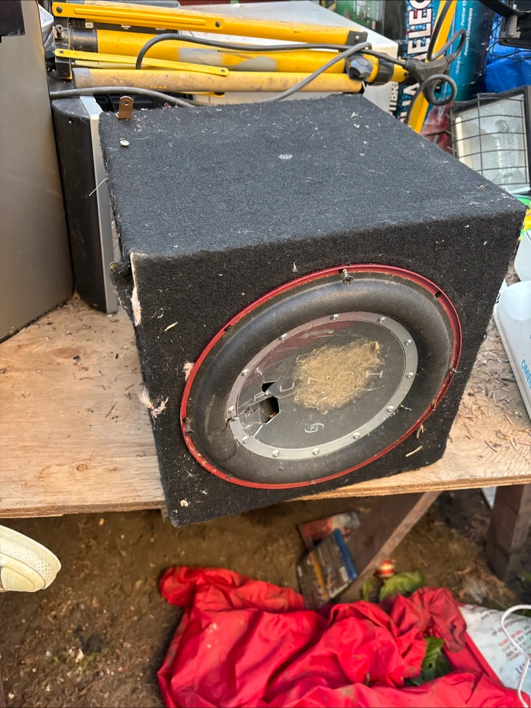Used Car Subwoofer - Damaged thumbnail