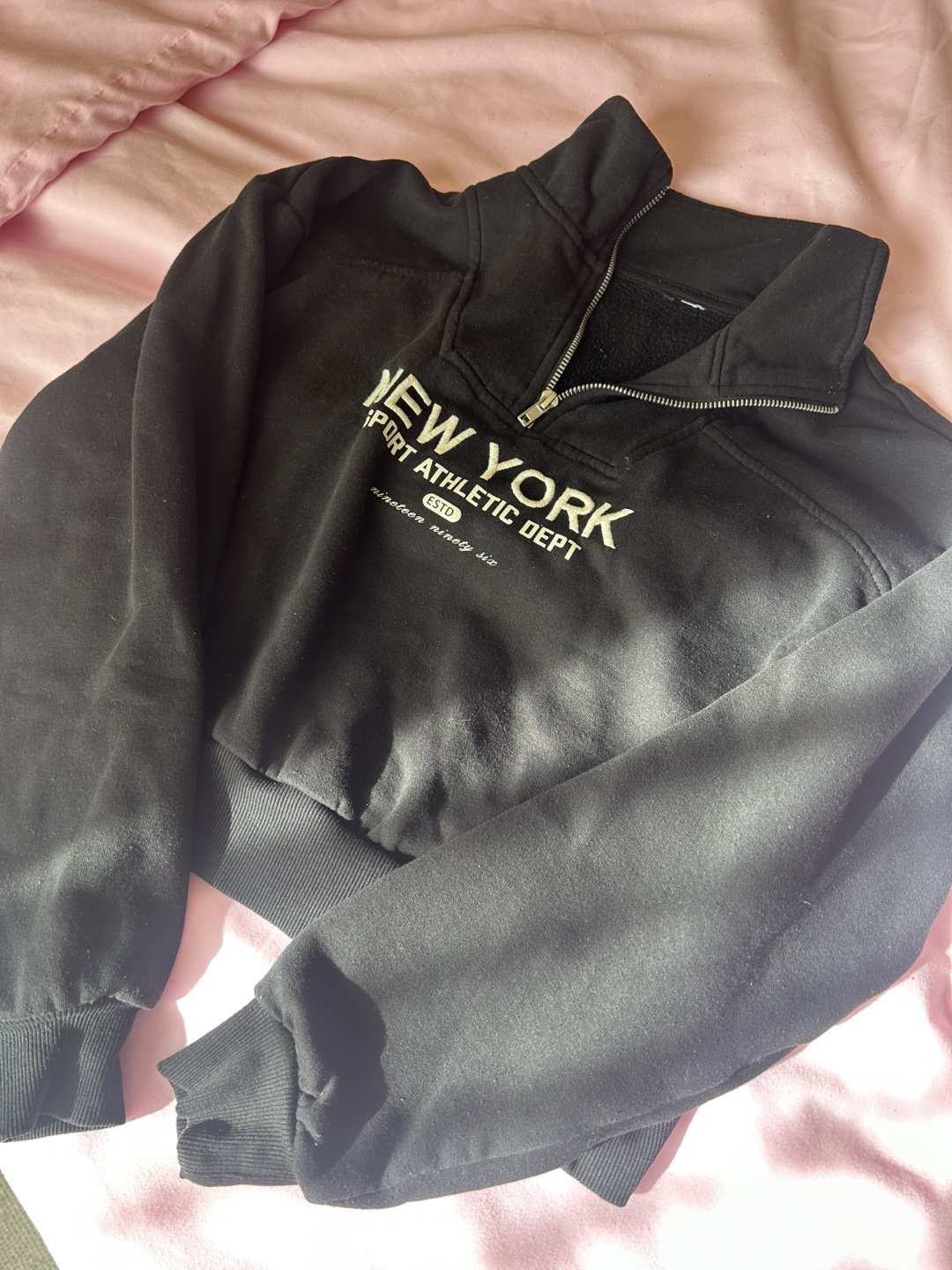 XS/XXS H&M Black "New York" 1/4 zip Pullover