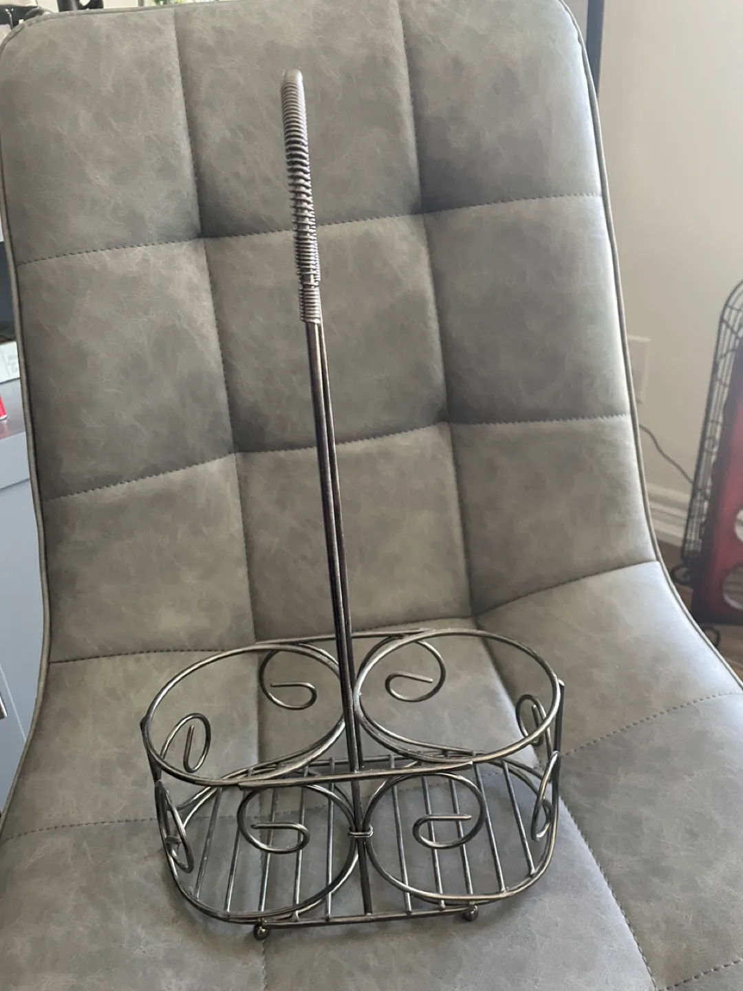 Solid Metal Display Holder image indicator(2)