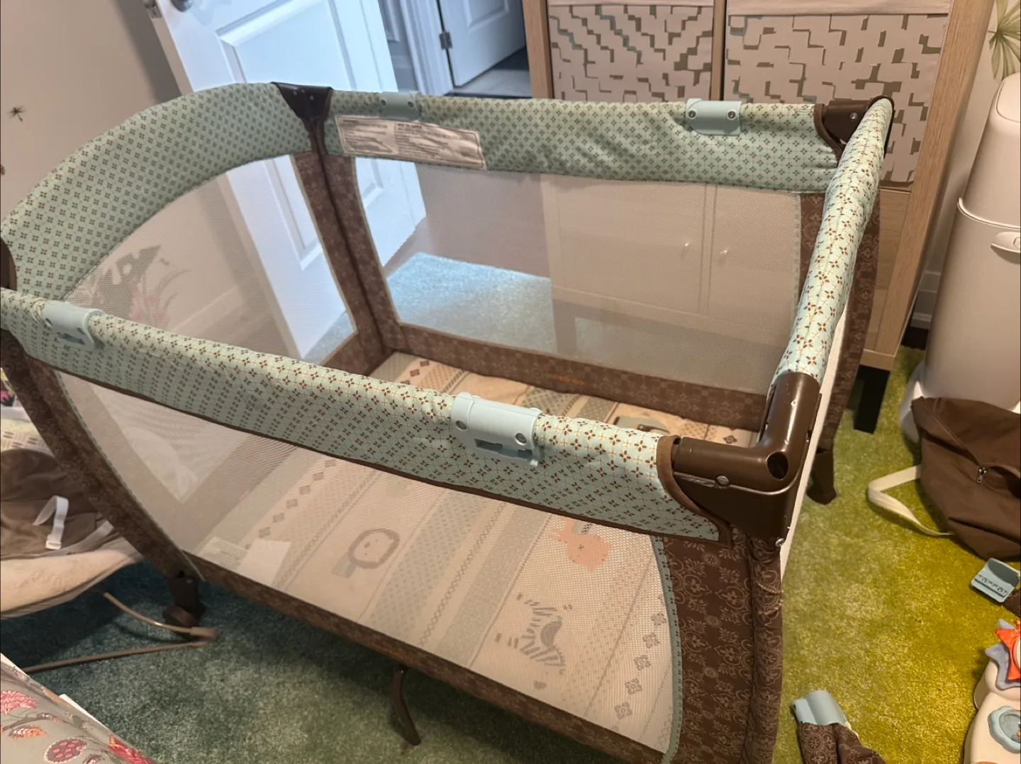 Carter's Play Yard with Bouncer and Carry Bag thumbnail