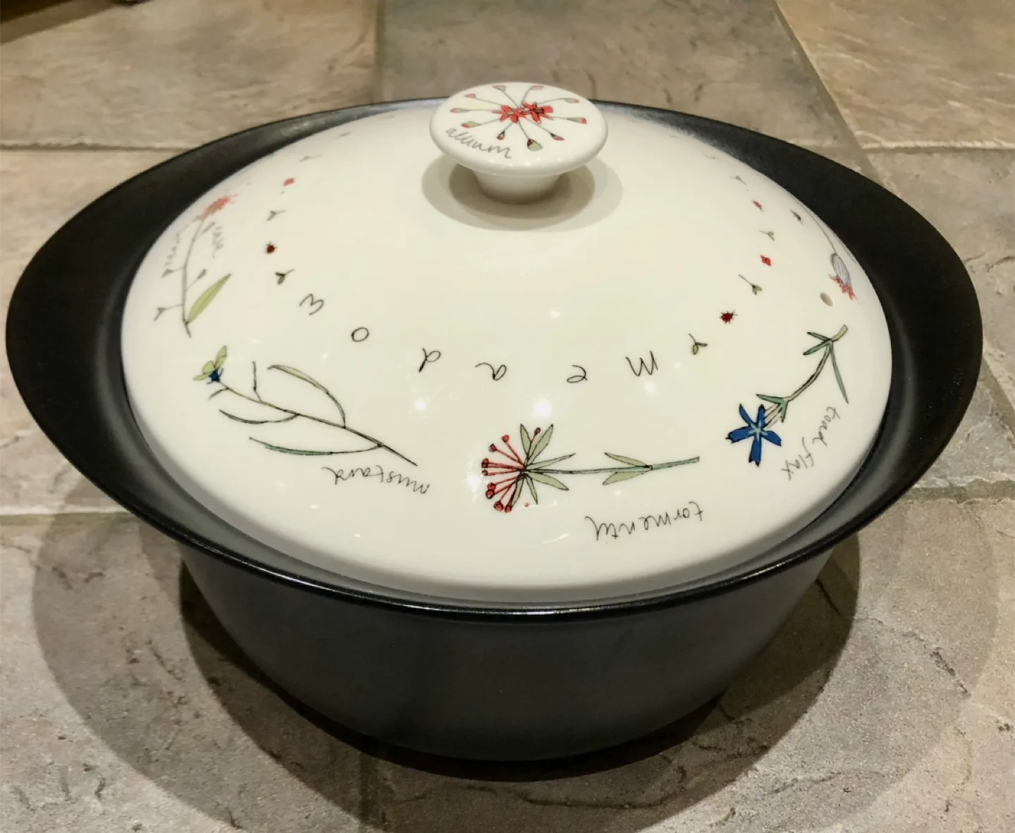 Ceramic Pot thumbnail