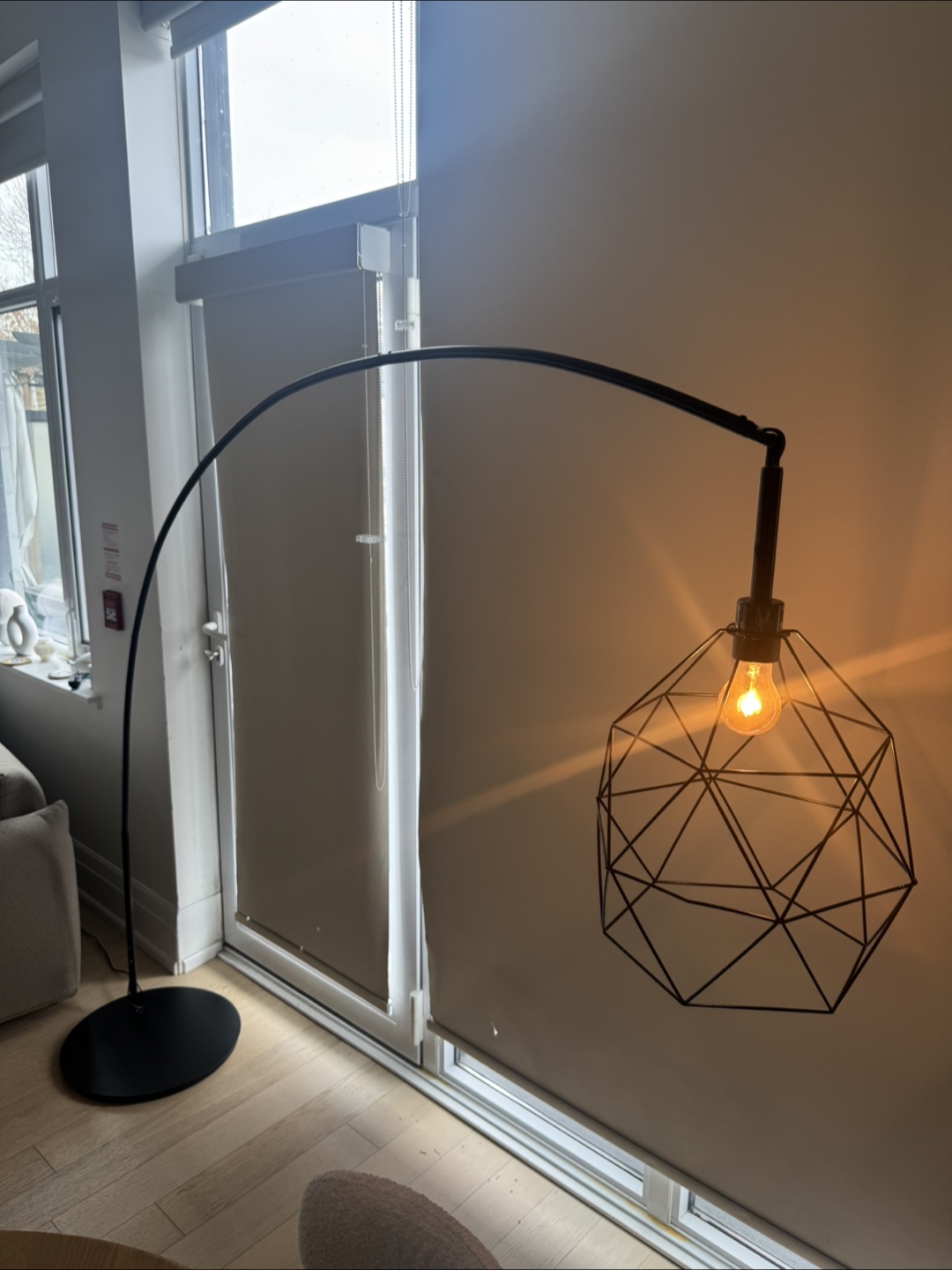 Arc Floor Lamp - Black Finish