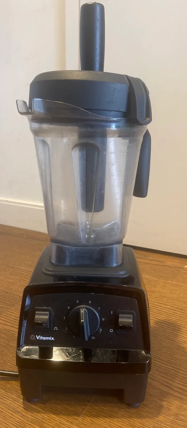 Vitamix VM0197 Reconditioned Blender thumbnail