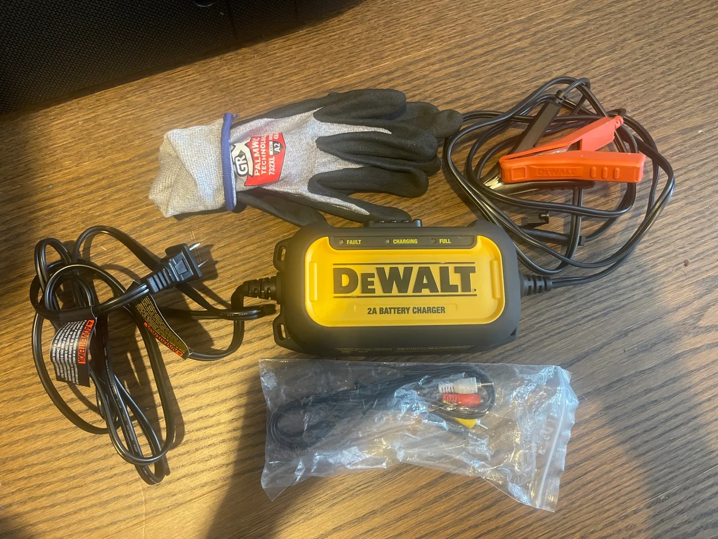 DeWalt 2A Battery Charger Plus Accessories thumbnail
