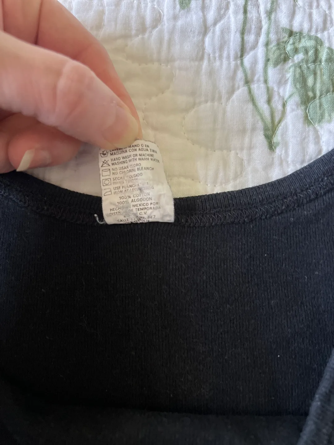 Playa del Carmen Black Tank Top - Size L🇨🇦 image indicator(4)