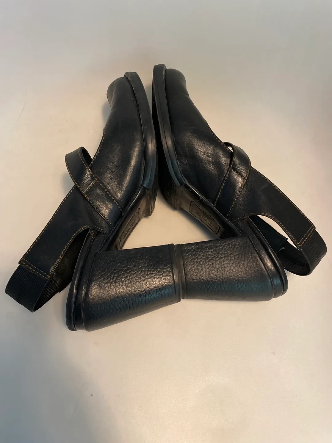 Born Black Leather Slingback Heels image indicator(5)