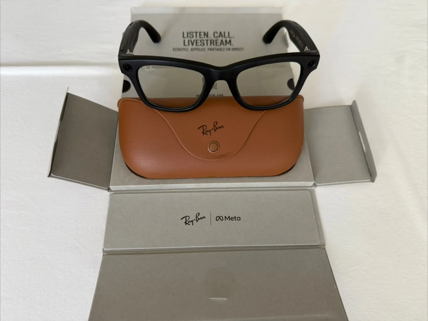 Ray-Ban Meta Wayfarer Smart Glasses - Black thumbnail