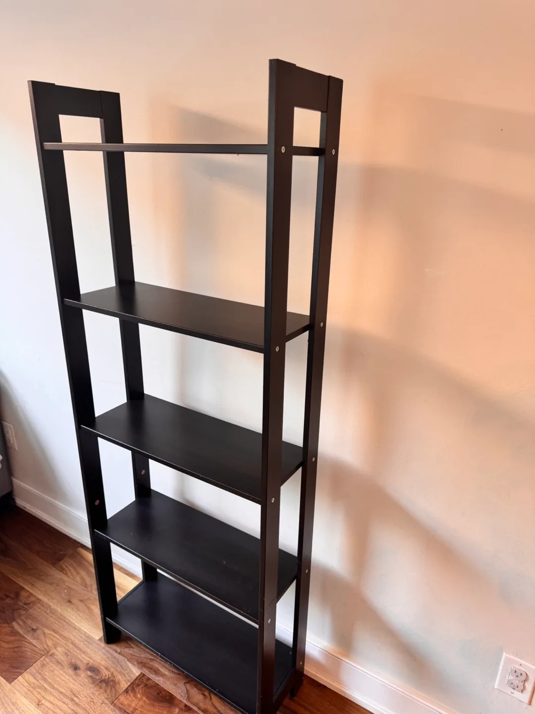 Black Ladder Shelf image indicator(2)