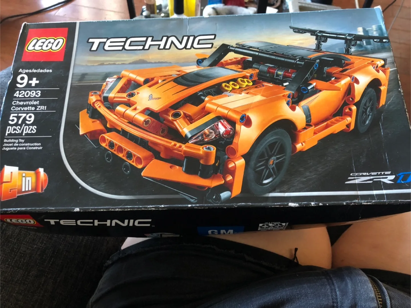 LEGO Technic 42093 Chevrolet Corvette ZR1 thumbnail