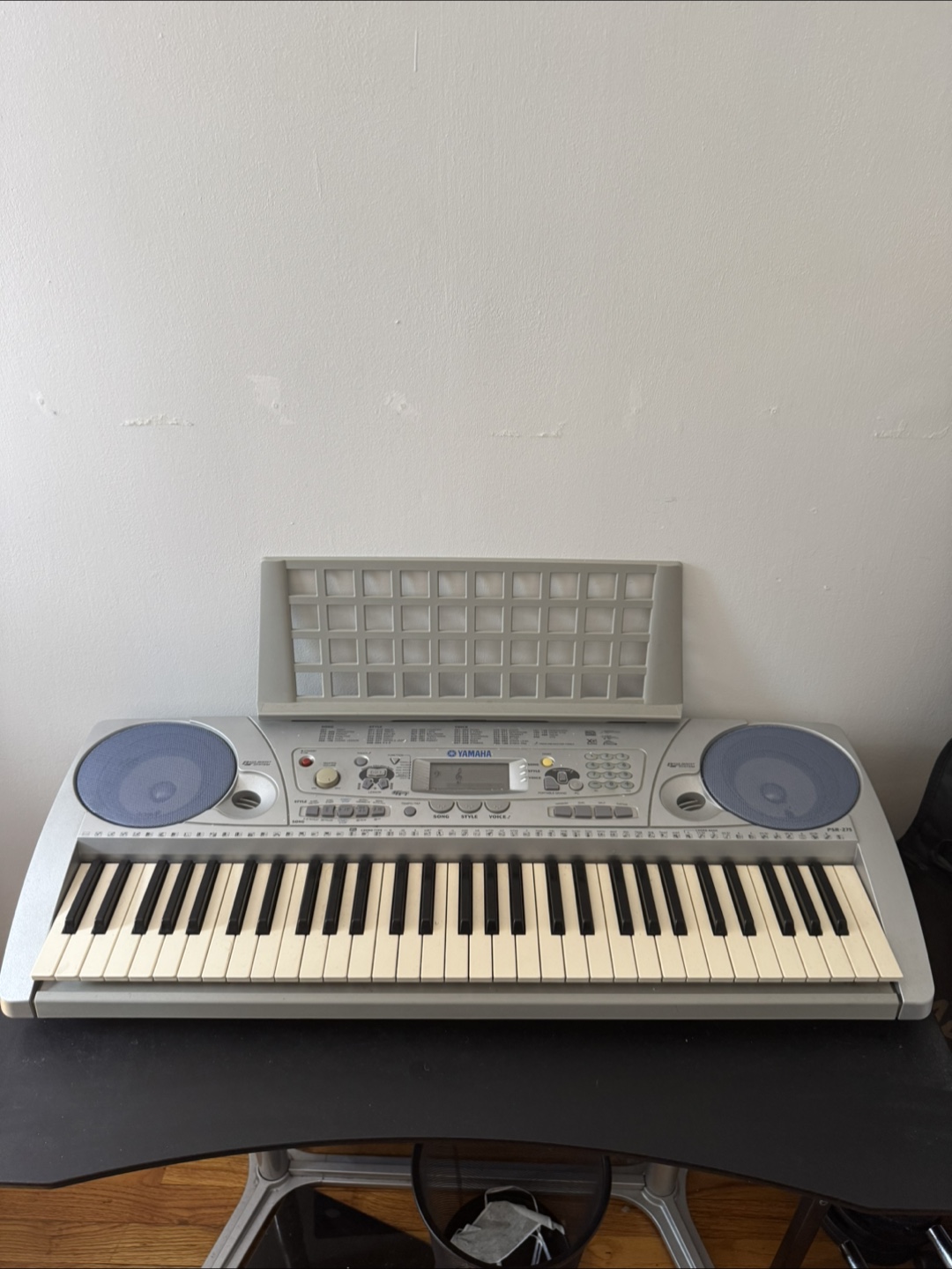 Yamaha PSR-E303 Portable Keyboard