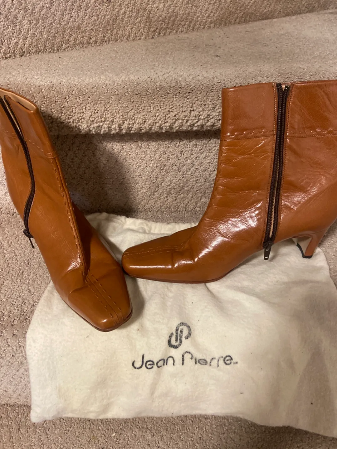 Jean Pierre Leather Ankle Boots - Size 7 image indicator(5)