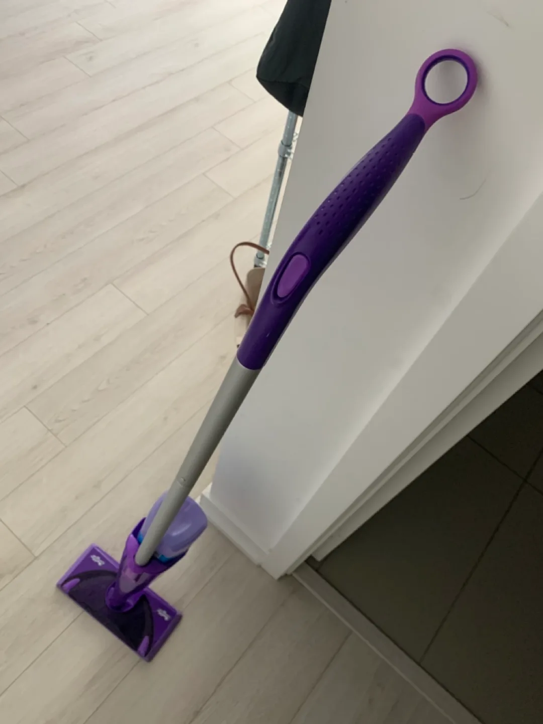 Swiffer WetJet Mop - Purple thumbnail