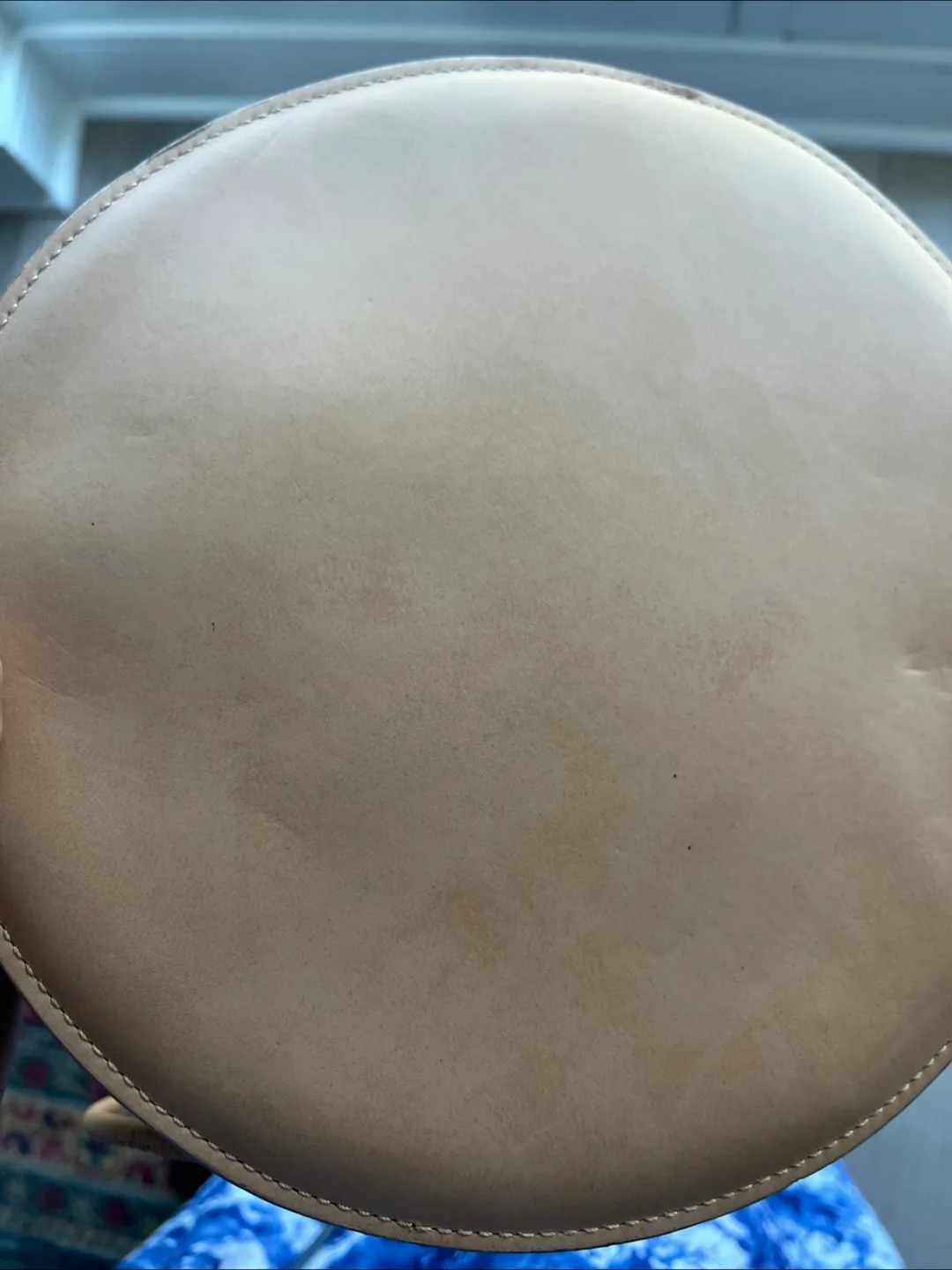 Labienhecha Round Leather Crossbody Bag image indicator(5)