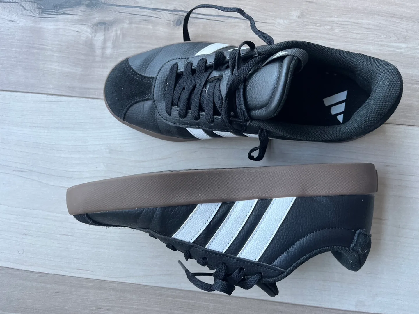 Adidas Vl Court 2.0 Shoes - Size 8 image indicator(2)