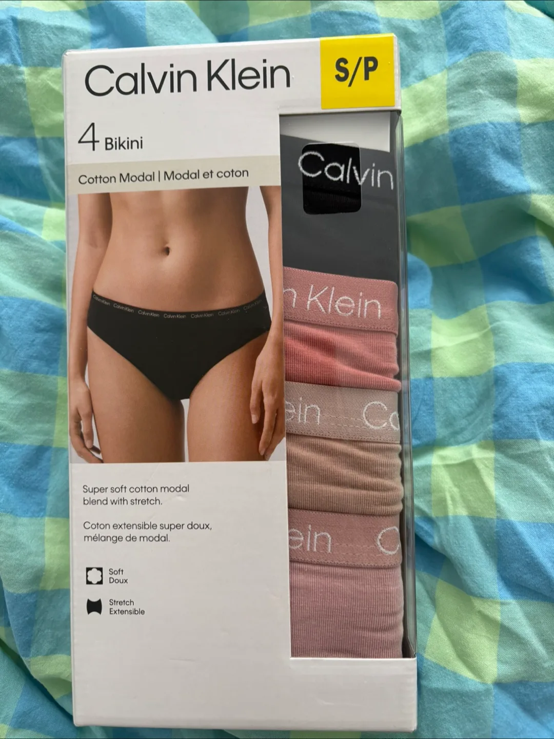 Calvin Klein underwater (New) (Small) thumbnail