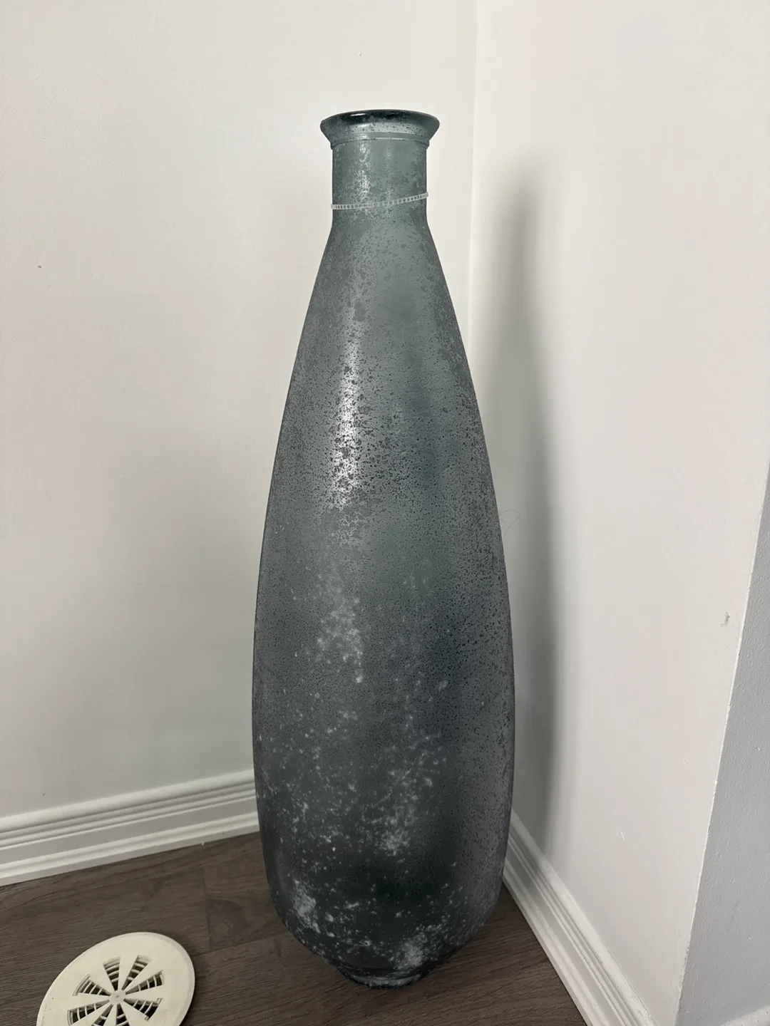 Grey Decorative Glass Vase thumbnail