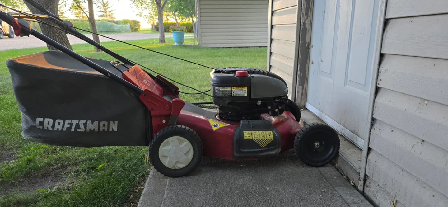Craftsman Lawn Mower thumbnail